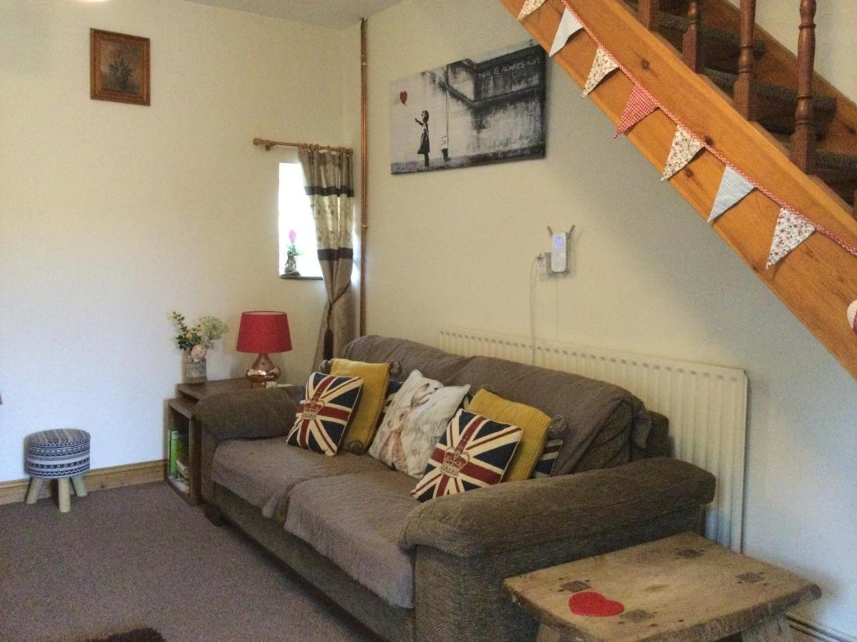 Cosy Rural Cottage Peak District, Pets Welcome Hollinsclough Esterno foto